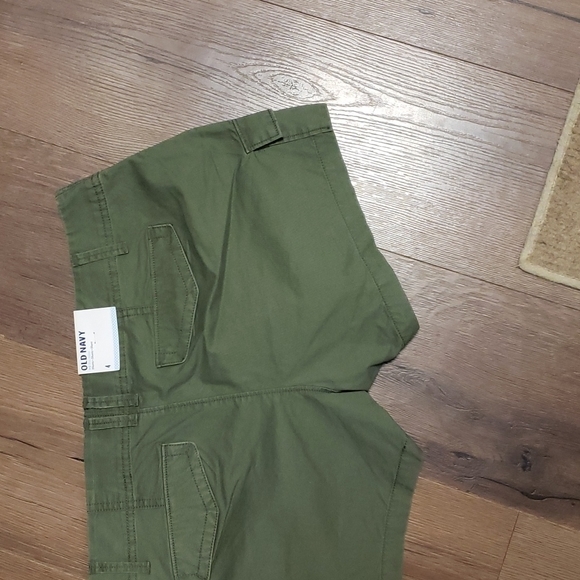 👖OLD NAVY SHORTS 👖 - Picture 6 of 9